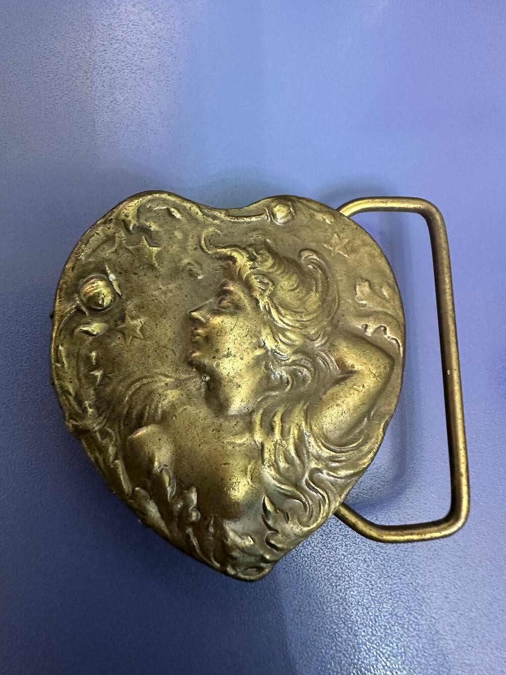 VINTAGE 60's/70's ART NOUVEAU BRASS HEART BELT BUCKLE BERGAMOT BRASS WORKS